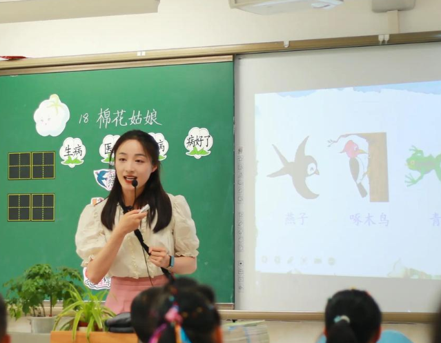 赛道不少学生学以致用研制的智能驱鸟系统落地村庄果园